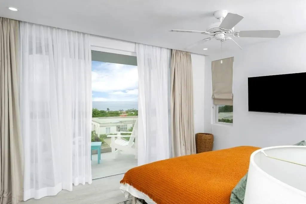 The Seahorse Family Villa, Barbados Saint James