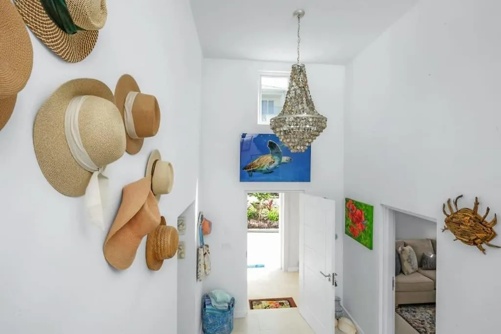 The Seahorse Family Villa, Barbados Saint James 0*,